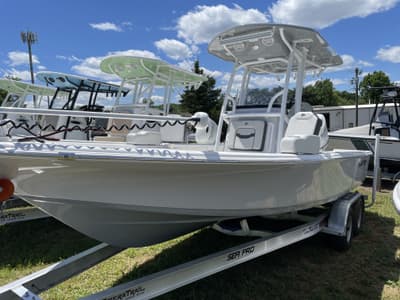 BOATZON | Sea Pro 230 DLX 2025