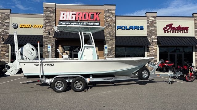 2025 Sea Pro 230 DLX W/200 HP - Sold Boat