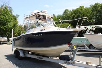 BOATZON | Sea Pro 235 Walkaround 2002