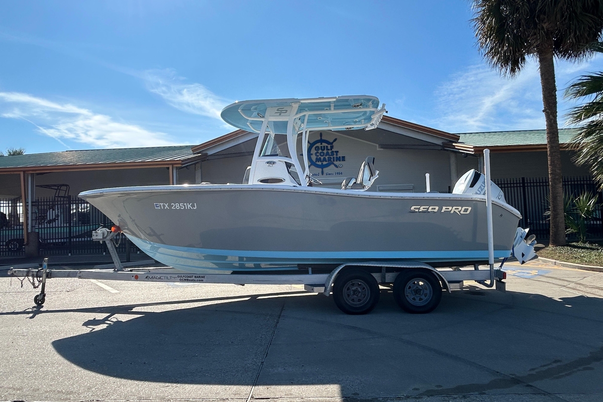 2021 Sea Pro 239 Center Console - Sold Boat