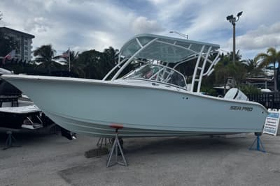 BOATZON | Sea Pro 240 Dual Console 2026 BOATZON | Sea Pro 240 Dual Console 2026