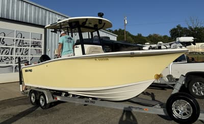 BOATZON | Sea Pro 242 Center Console 2024