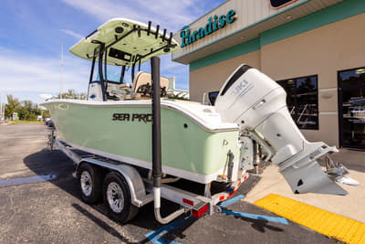 BOATZON | Sea Pro 242 Center Console 2024