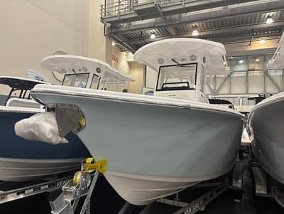 BOATZON | Sea Pro 242 Center Console 2025