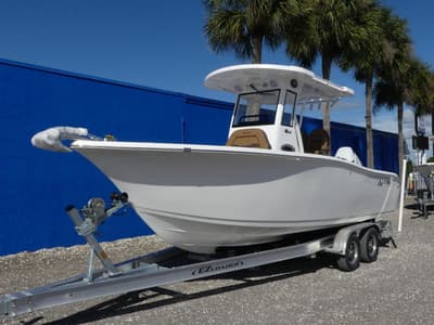 BOATZON | Sea Pro 242 Center Console 2026