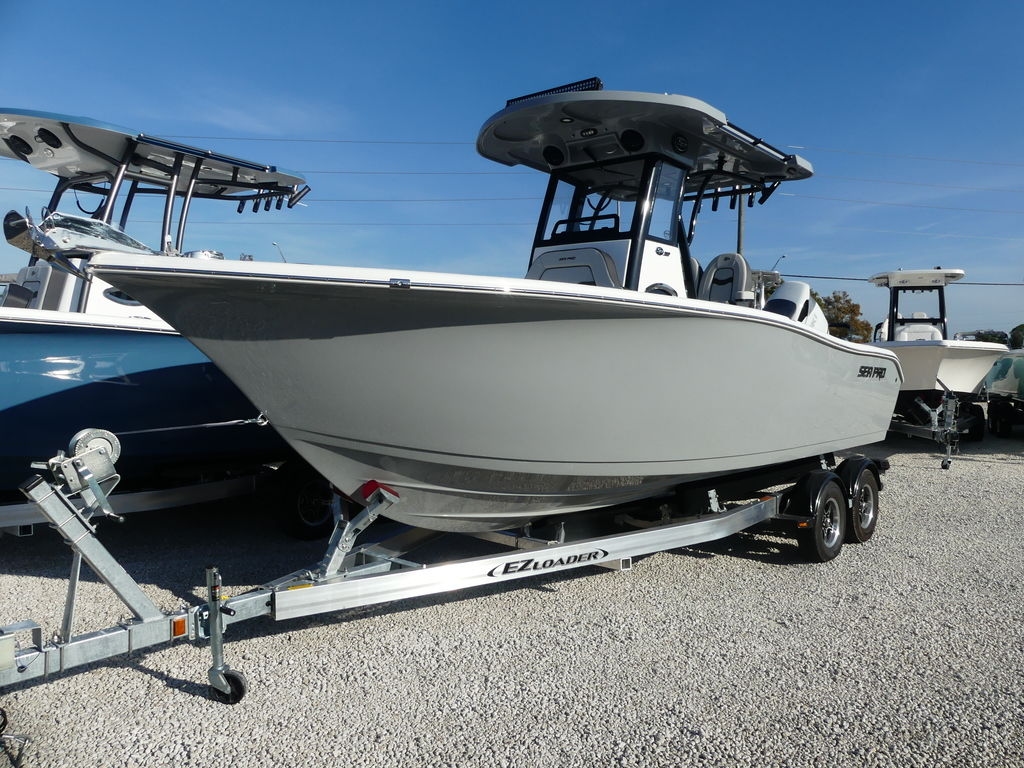 2026 Sea Pro 242 Center Console DLX - Sold Boat