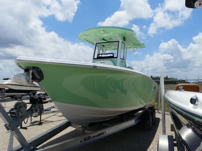 BOATZON | Sea Pro 245 Sandbar 2026