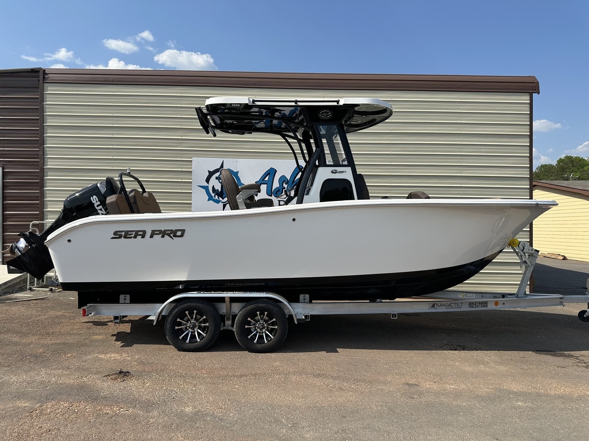 2026 Sea Pro 245FLX R - Sold Boat