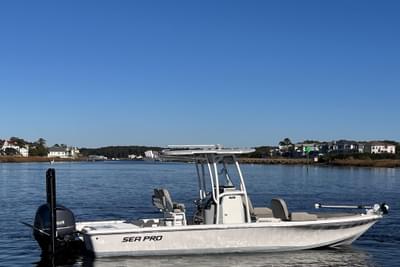 BOATZON | Sea Pro 248 Bay 2021