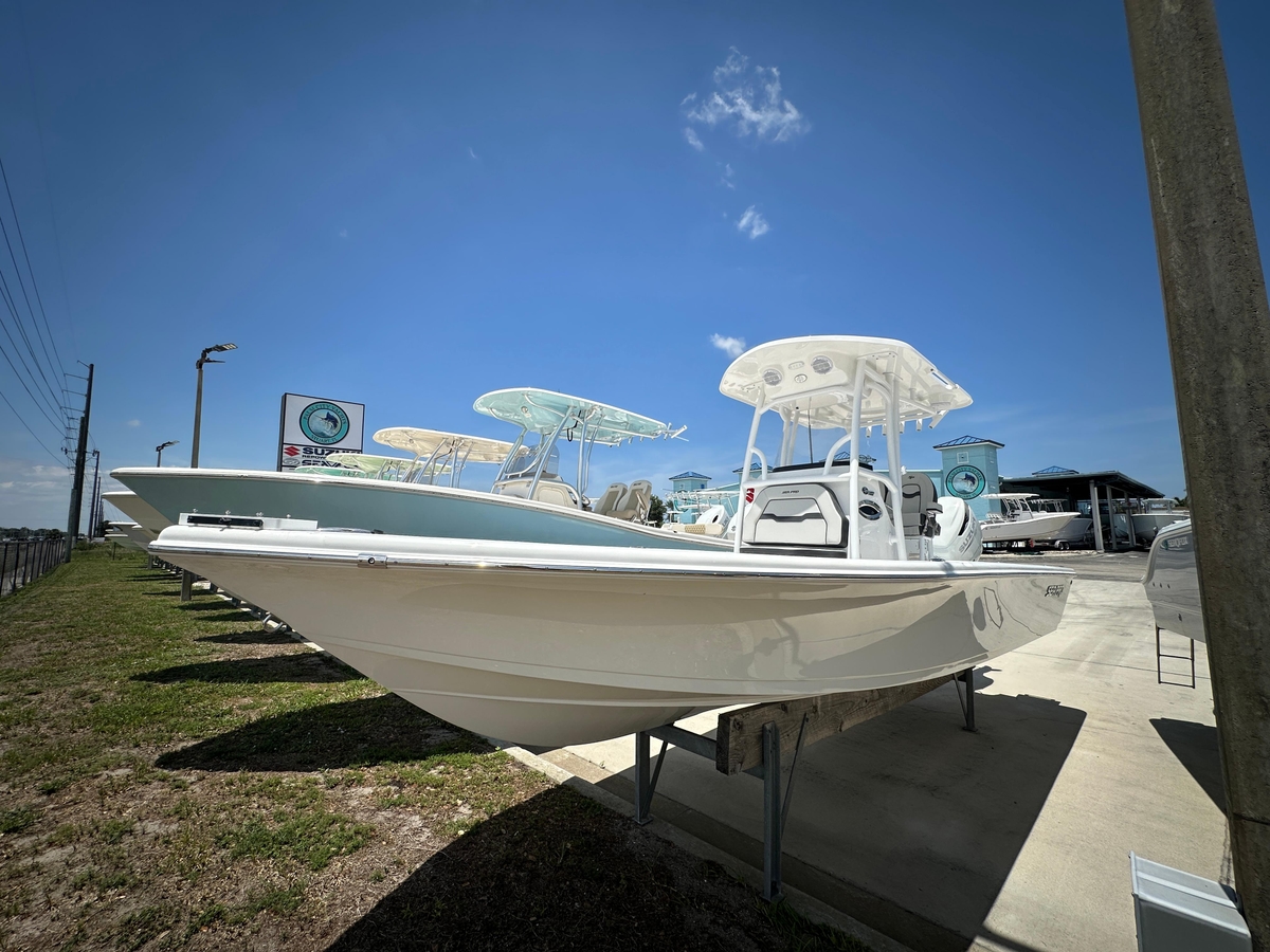 2025 Sea Pro 250 Bay - Sold Boat