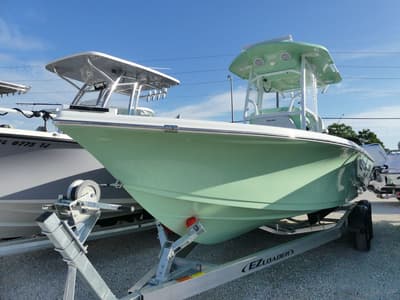 BOATZON | Sea Pro 250 Bay 2026