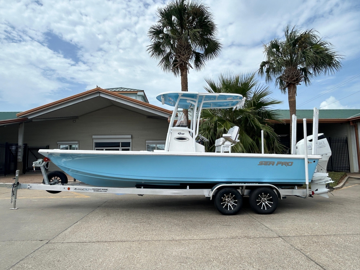 2025 Sea Pro 250 DLX - Sold Boat