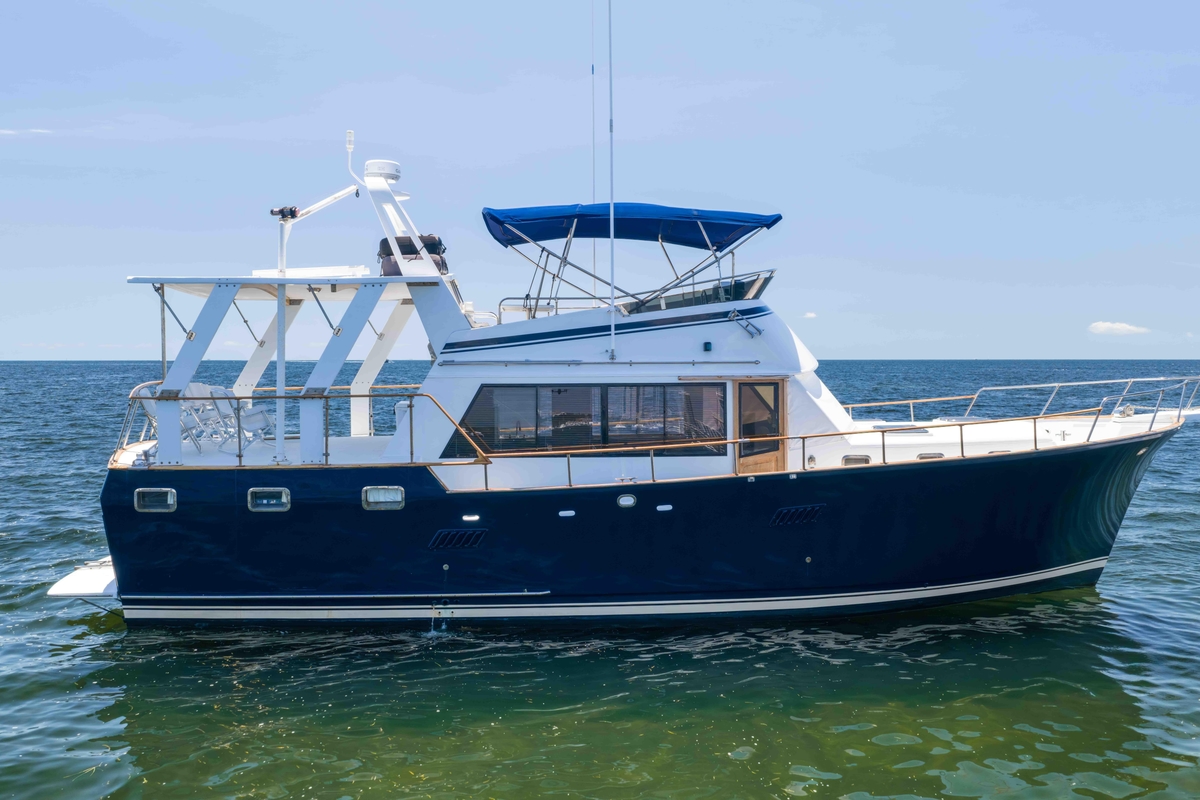 1983 Sea Ranger 45 Sundeck - Sold Boat