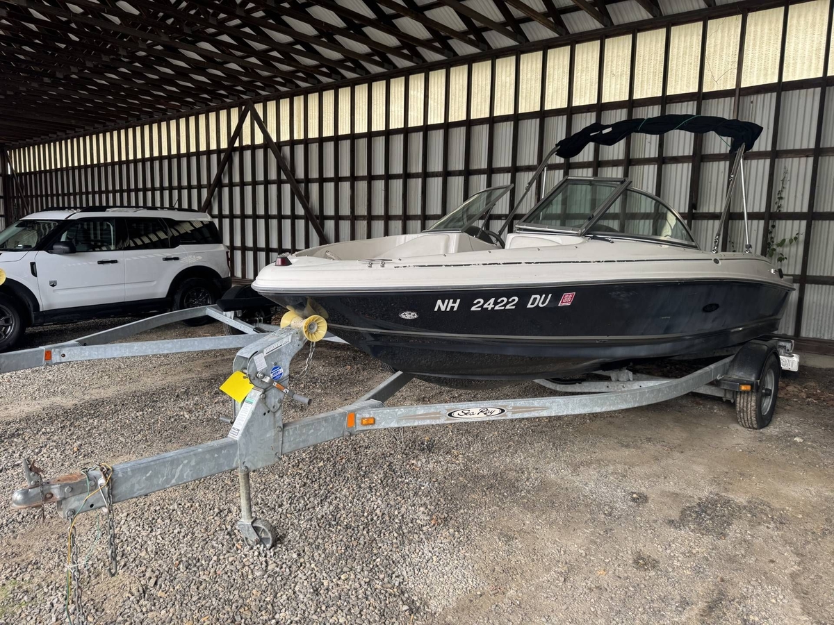 2006 Sea Ray 175 Sport - Sold Boat
