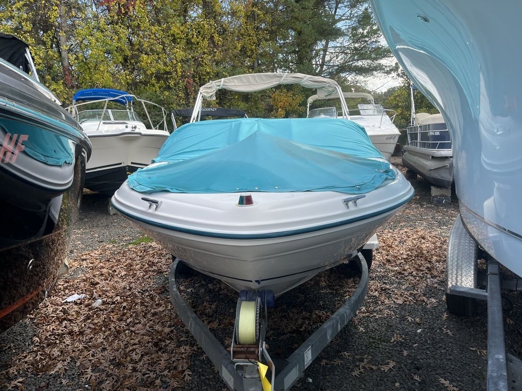 1998 Sea Ray 180 BR - Sold Boat