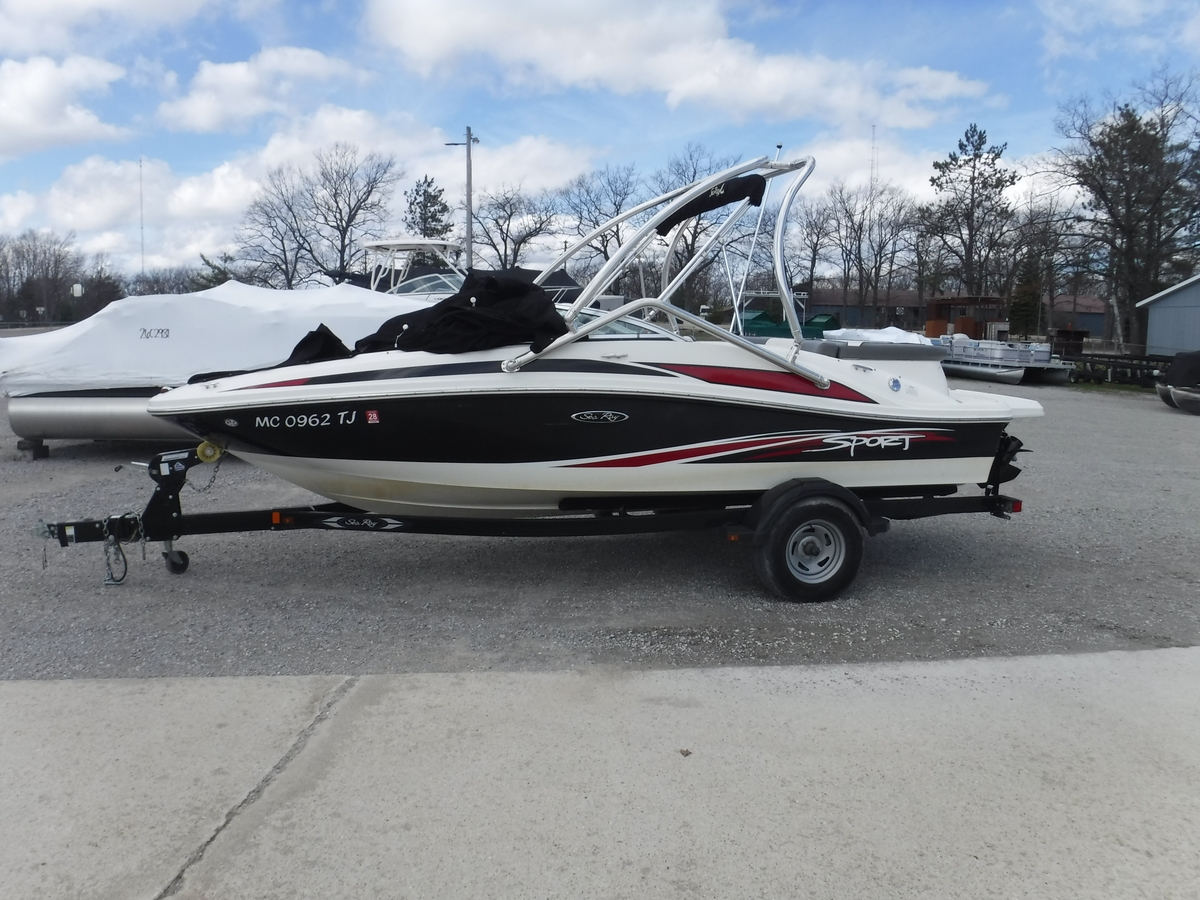 2011 Sea Ray Sea Ray 185 Sport 2011 - Sold Boat