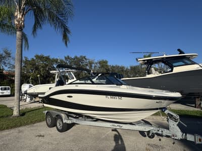 BOATZON | Sea Ray 19 SPX OUTBOARD 2021