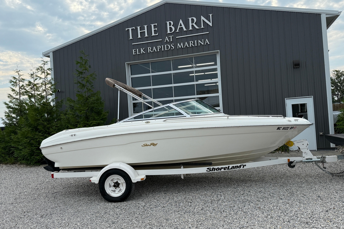 1998 Sea Ray 190 Bow Rider - Sold Boat