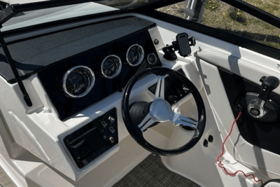 BOATZON | Sea Ray 190 SLX OUTBOARD 2021 BOATZON | Sea Ray 190 SLX OUTBOARD 2021