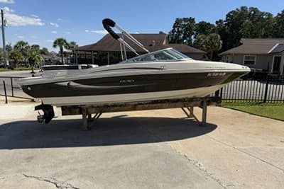 BOATZON | Sea Ray 205 Sport 2010