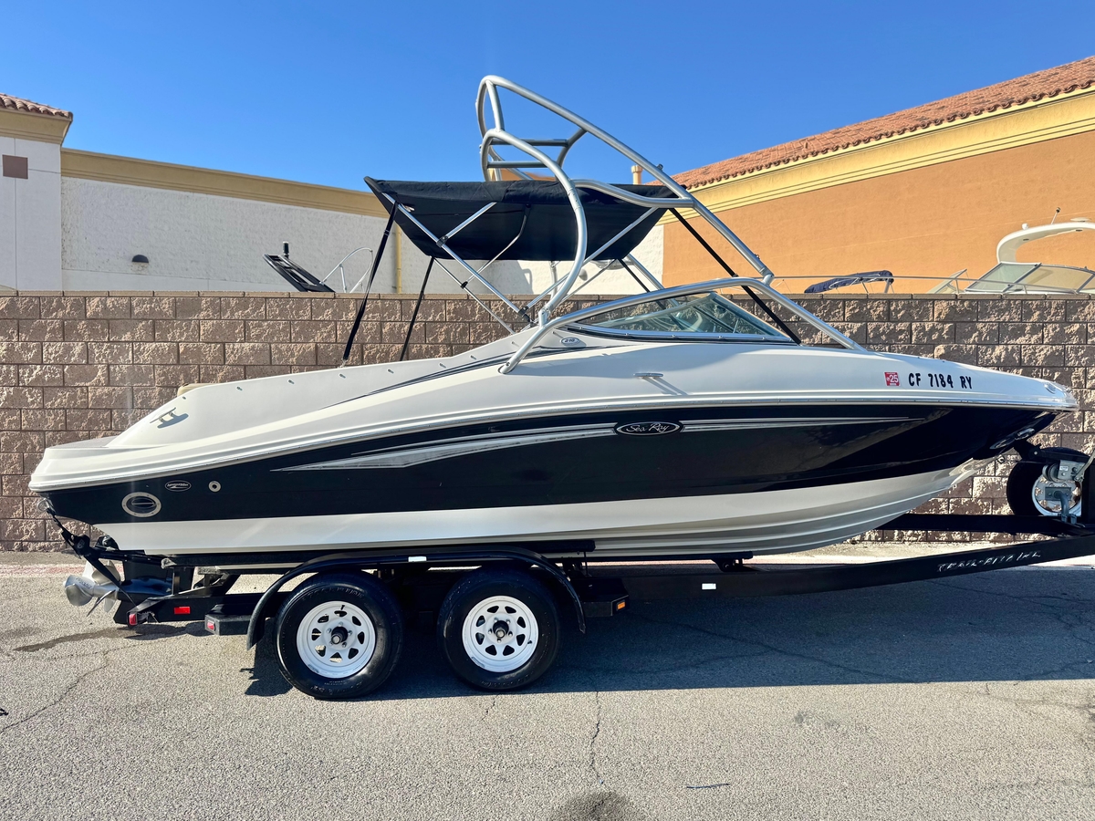 2007 Sea Ray 210 Select - Sold Boat