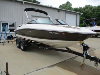 BOATZON | Sea Ray 210 SLX 2013