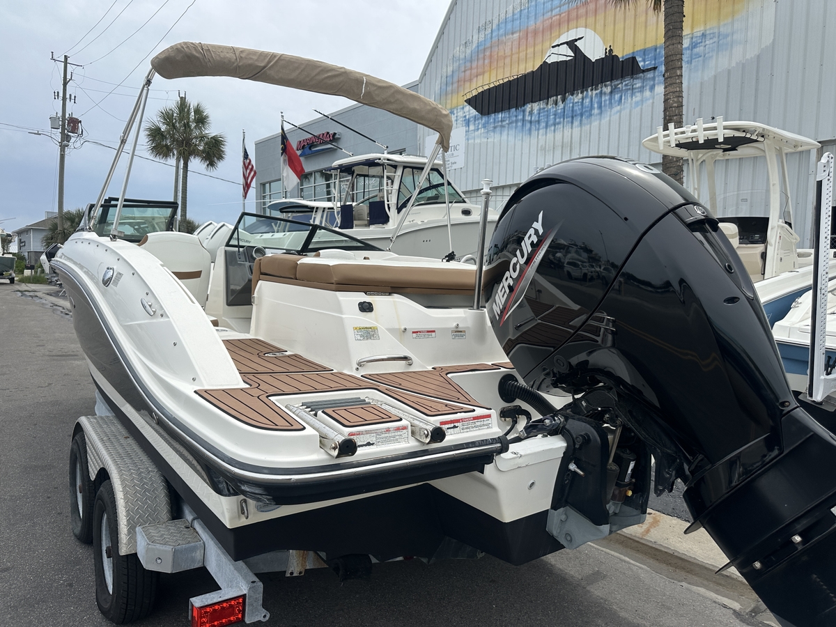 2018 Sea Ray 210 SPX OB - Sold Boat