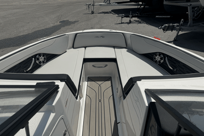 BOATZON | Sea Ray 210 SPX OB 2024 BOATZON | Sea Ray 210 SPX OB 2024
