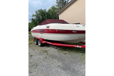 BOATZON | Sea Ray 215 2011