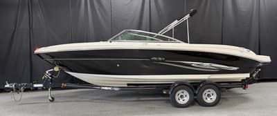 BOATZON | Sea Ray 220 Select 2006
