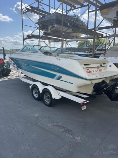 BOATZON | Sea Ray 220 Signature 1995