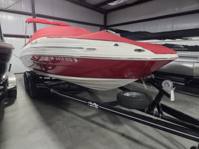 BOATZON | Sea Ray 220 Sundeck 2005