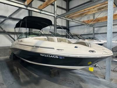 BOATZON | Sea Ray 220 Sundeck 2005 BOATZON | Sea Ray 220 Sundeck 2005