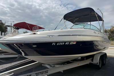 BOATZON | Sea Ray 220 Sundeck 2005