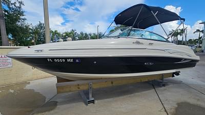 BOATZON | Sea Ray 220 Sundeck 2005