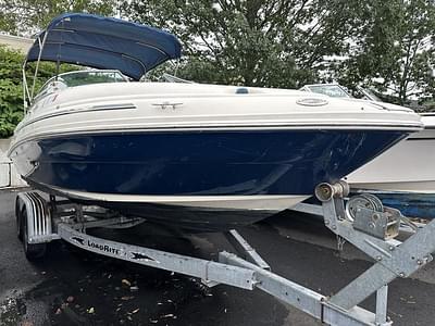 BOATZON | Sea Ray 220 Sundeck 2006 BOATZON | Sea Ray 220 Sundeck 2006