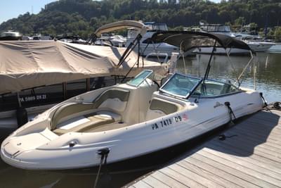 BOATZON | Sea Ray 220 Sundeck 2007