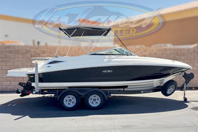 BOATZON | Sea Ray 220 Sundeck 2013