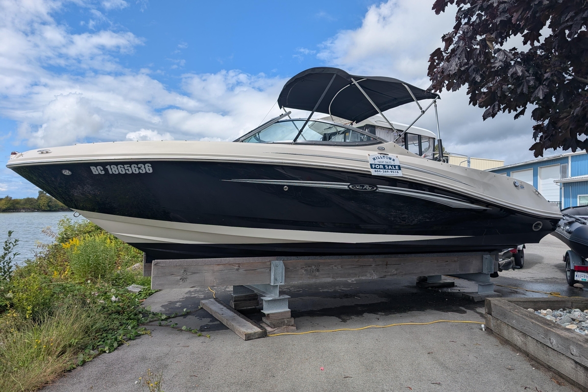 2008 Sea Ray 230 Bow Rider Select - Sold Boat