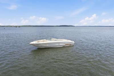 BOATZON | Sea Ray 230 Signature 1997
