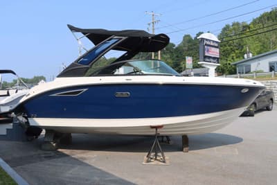 BOATZON | Sea Ray 230SDX 2026