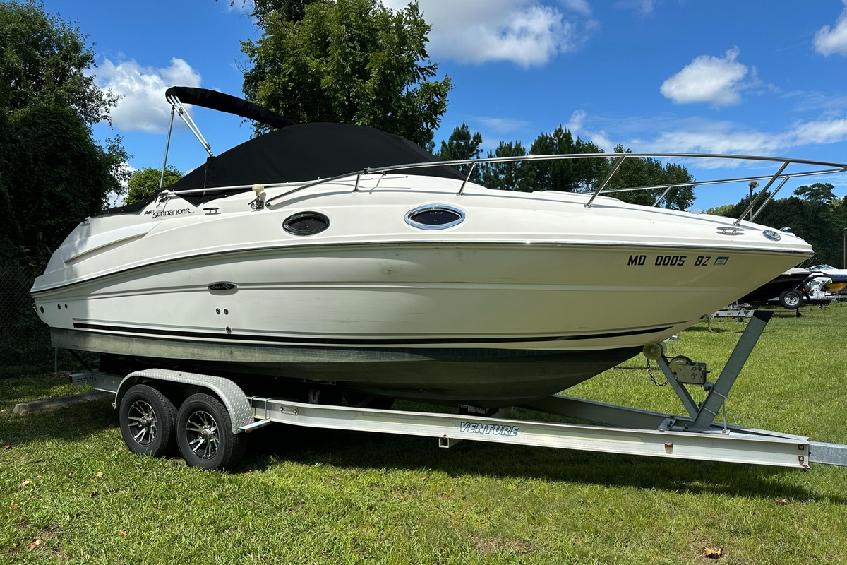 2007 Sea Ray 240 Sundancer - Sold Boat