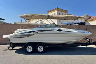 BOATZON | Sea Ray 240 Sundeck 2000 BOATZON | Sea Ray 240 Sundeck 2000