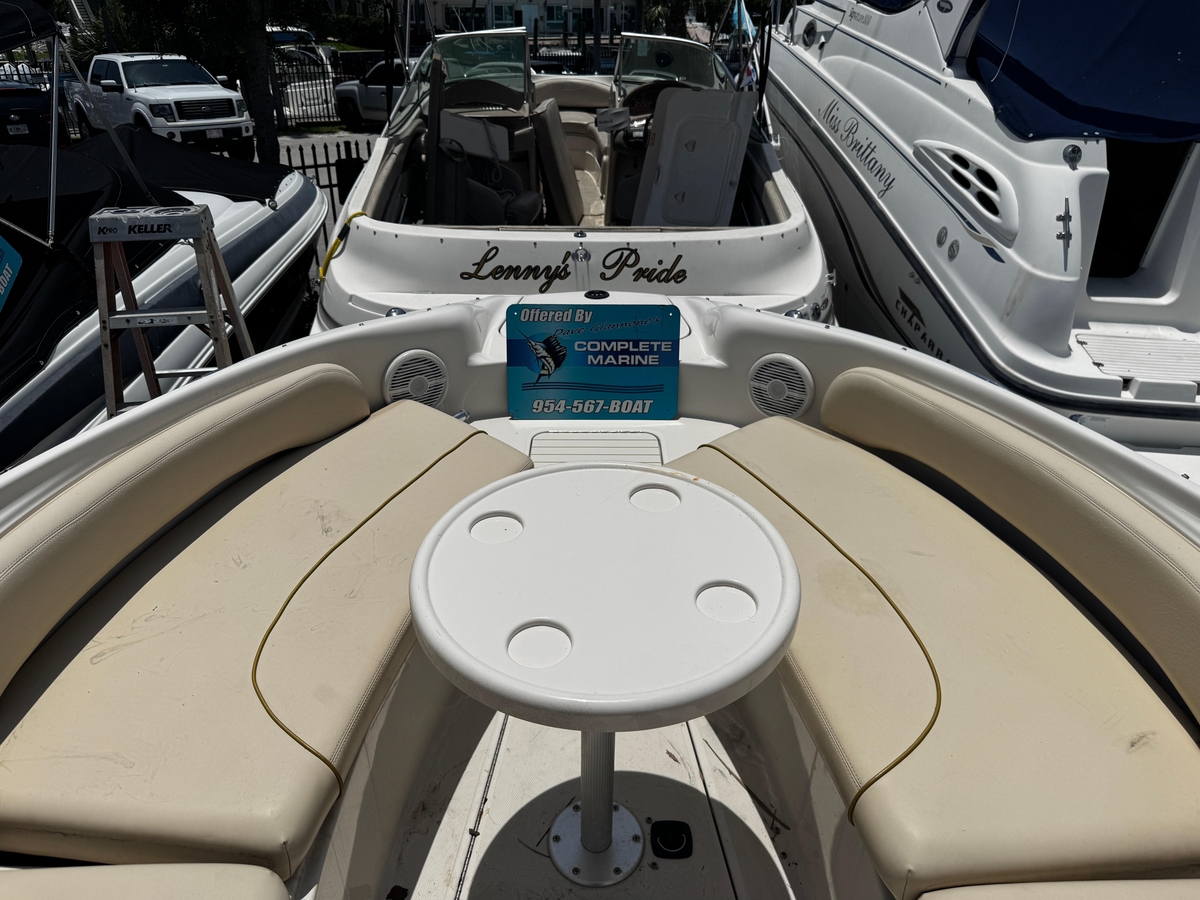 2001 Sea Ray 240 Sundeck - Sold Boat