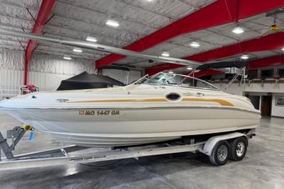 BOATZON | Sea Ray 240 Sundeck 2001 BOATZON | Sea Ray 240 Sundeck 2001