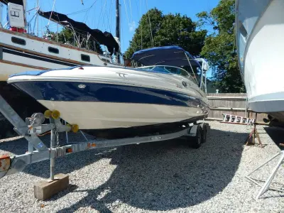BOATZON | Sea Ray 240 Sundeck 2004