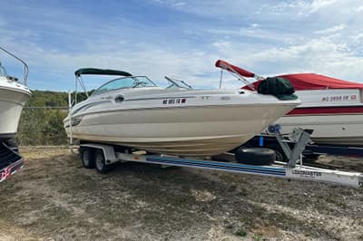 BOATZON | Sea Ray 240 Sundeck 2004