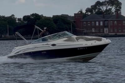 BOATZON | Sea Ray 240 Sundeck 2006 BOATZON | Sea Ray 240 Sundeck 2006