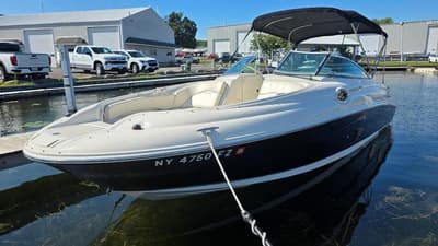 BOATZON | Sea Ray 240 Sundeck 2008 BOATZON | Sea Ray 240 Sundeck 2008
