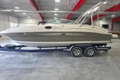 BOATZON | Sea Ray 240 Sundeck 2008